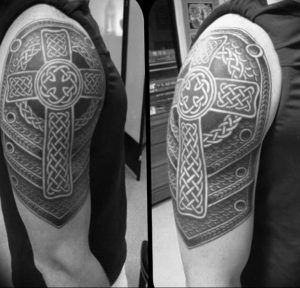 фото кельтский оберег тату 03.04.2019 №023 - celtic amulet tattoo - tattoo-photo.ru
