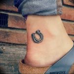 фото маленькие тату обереги 03.04.2019 №001 - small tattoos amulets - tattoo-photo.ru