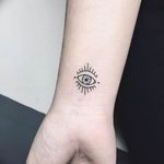 фото маленькие тату обереги 03.04.2019 №004 - small tattoos amulets - tattoo-photo.ru