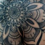 фото оберег мандала тату 03.04.2019 №028 - Mandala tattoos - tattoo-photo.ru