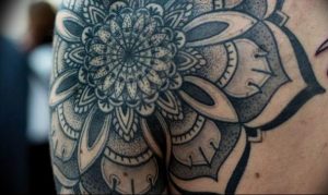 фото оберег мандала тату 03.04.2019 №028 - Mandala tattoos - tattoo-photo.ru