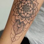 фото оберег мандала тату 03.04.2019 №034 - Mandala tattoos - tattoo-photo.ru