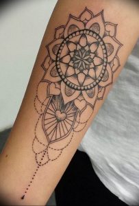 фото оберег мандала тату 03.04.2019 №034 - Mandala tattoos - tattoo-photo.ru