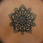 фото оберег мандала тату 03.04.2019 №066 - Mandala tattoos - tattoo-photo.ru