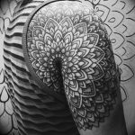 фото оберег мандала тату 03.04.2019 №069 - Mandala tattoos - tattoo-photo.ru