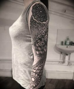 фото оберег мандала тату 03.04.2019 №070 - Mandala tattoos - tattoo-photo.ru