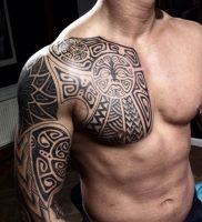 фото оберегающие тату на плече 03.04.2019 №005 — shoulder tattoos — tattoo-photo.ru