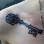 фото тату Ключ 03.05.2019 №024 - tattoo key - tattoo-photo.ru