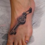 фото тату Ключ 03.05.2019 №033 - tattoo key - tattoo-photo.ru