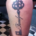 фото тату Ключ 03.05.2019 №034 - tattoo key - tattoo-photo.ru