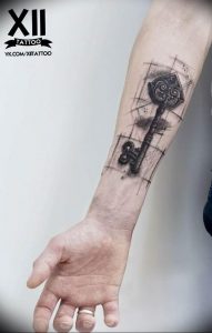 фото тату Ключ 03.05.2019 №105 - tattoo key - tattoo-photo.ru