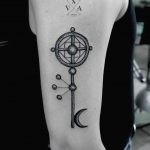 фото тату Ключ 03.05.2019 №166 - tattoo key - tattoo-photo.ru