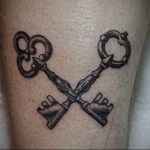 фото тату Ключ 03.05.2019 №167 - tattoo key - tattoo-photo.ru