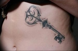 фото тату Ключ 03.05.2019 №214 - tattoo key - tattoo-photo.ru