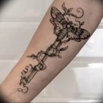 фото тату Ключ 03.05.2019 №225 - tattoo key - tattoo-photo.ru