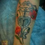 фото тату Ключ 03.05.2019 №228 - tattoo key - tattoo-photo.ru