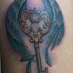 фото тату Ключ 03.05.2019 №332 - tattoo key - tattoo-photo.ru