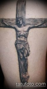 фото тату Распятие 01.05.2019 №005 - crucifix tattoo - tattoo-photo.ru