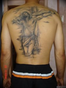фото тату Распятие 01.05.2019 №007 - crucifix tattoo - tattoo-photo.ru