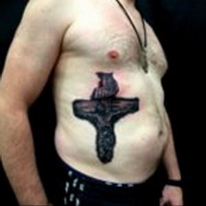 фото тату Распятие 01.05.2019 №045 - crucifix tattoo - tattoo-photo.ru