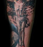 фото тату Распятие 01.05.2019 №046 — crucifix tattoo — tattoo-photo.ru