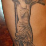 фото тату Распятие 01.05.2019 №088 - crucifix tattoo - tattoo-photo.ru