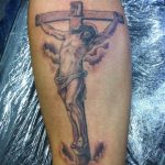 фото тату Распятие 01.05.2019 №092 - crucifix tattoo - tattoo-photo.ru