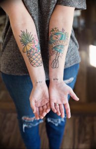 фото тату ананас 24.04.2019 №014 - tattoo pineapple - tattoo-photo.ru