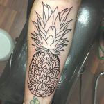 фото тату ананас 24.04.2019 №029 - tattoo pineapple - tattoo-photo.ru