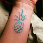 фото тату ананас 24.04.2019 №054 - tattoo pineapple - tattoo-photo.ru