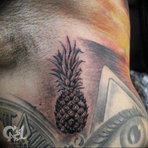 фото тату ананас 24.04.2019 №069 - tattoo pineapple - tattoo-photo.ru