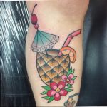 фото тату ананас 24.04.2019 №070 - tattoo pineapple - tattoo-photo.ru