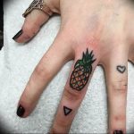 фото тату ананас 24.04.2019 №099 - tattoo pineapple - tattoo-photo.ru