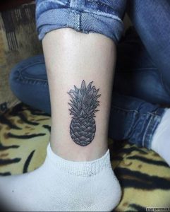 фото тату ананас 24.04.2019 №115 - tattoo pineapple - tattoo-photo.ru
