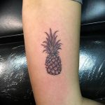 фото тату ананас 24.04.2019 №134 - tattoo pineapple - tattoo-photo.ru