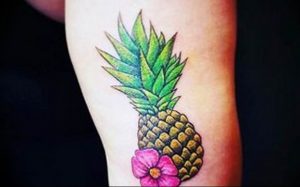 фото тату ананас 24.04.2019 №206 - tattoo pineapple - tattoo-photo.ru