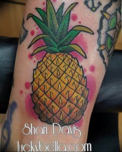 фото тату ананас 24.04.2019 №230 - tattoo pineapple - tattoo-photo.ru