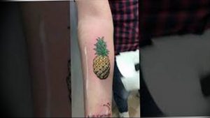 фото тату ананас 24.04.2019 №231 - tattoo pineapple - tattoo-photo.ru