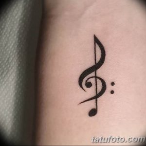 фото тату басовый ключ 01.05.2019 №007 - tattoo bass clef - tattoo-photo.ru