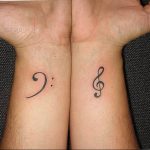 фото тату басовый ключ 01.05.2019 №174 - tattoo bass clef - tattoo-photo.ru