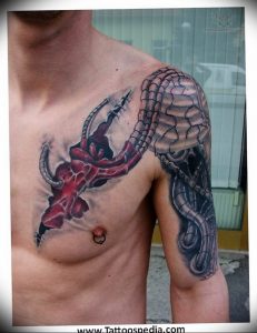 фото тату биомеханика на груди 06.04.2019 №023 - chest biomechanics tatt - tattoo-photo.ru