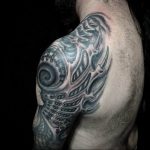 фото тату биомеханика на плече 06.04.2019 №002 - tattoo biomechaniс - tattoo-photo.ru