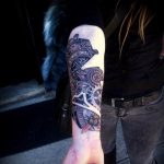 фото тату биомеханика на предплечье 06.04.2019 №007 - forearm biomecha - tattoo-photo.ru