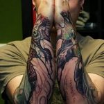 фото тату биомеханика на предплечье 06.04.2019 №019 - forearm biomecha - tattoo-photo.ru