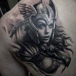 фото тату воин женщина амазонка 17.04.2019 №017 - tattoo woman warrior - tattoo-photo.ru