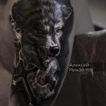 фото тату волчий оскал 01.05.2019 №012 - wolf grin tattoo - tattoo-photo.ru