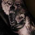 фото тату волчий оскал 01.05.2019 №115 - wolf grin tattoo - tattoo-photo.ru