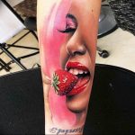 фото тату клубника 10.04.2019 №079 - strawberry tattoo - tattoo-photo.ru