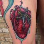 фото тату клубника 10.04.2019 №107 - strawberry tattoo - tattoo-photo.ru