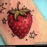 фото тату клубника 10.04.2019 №128 - strawberry tattoo - tattoo-photo.ru